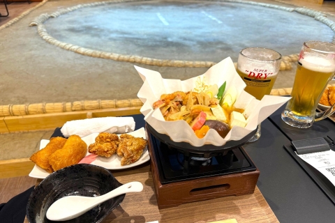 Tokio: Sumo-Erlebnis mit Chicken Hot Pot und ein FotoVVIP Sofa-Sitzplätze in der vorderen Reihe