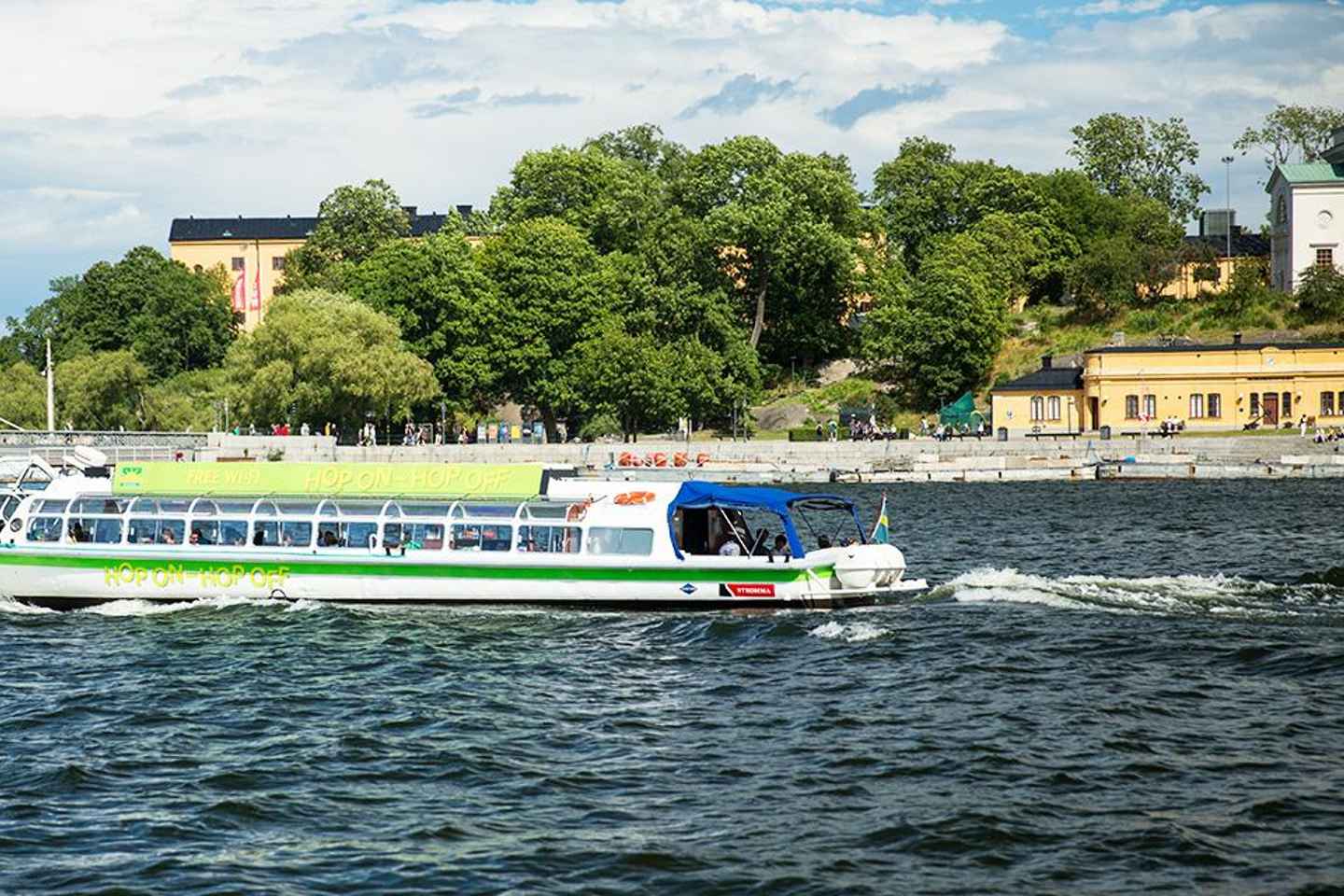 Stockholm: Hop-On Hop-Off Bus or Boat with Audio Guide