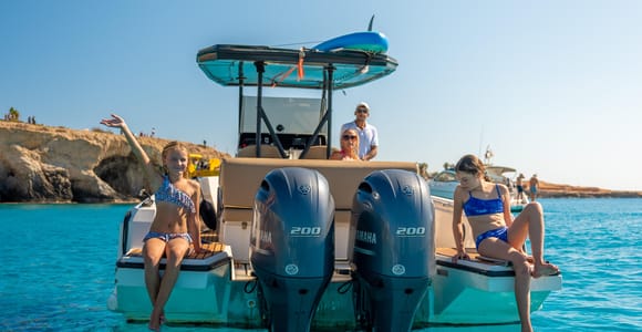 Ayia Napa/Protaras: Private Yacht with Unlimited Drinks