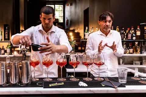 VIP Late Night in Rome: Wycieczka wózkiem golfowym z napojami i przekąskami