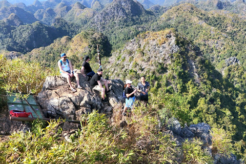 Half Day Hiking to Cat Ba National Park with a Guide