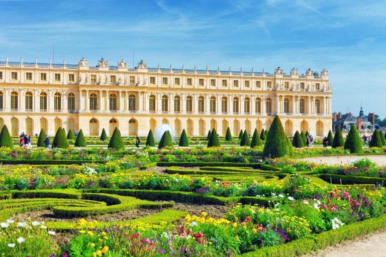 Desde París: visita guiada a Versalles y el LouvreTour público guiado por Versalles y el Museo del Louvre
