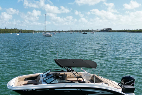 Miami: Private 29’ Sundeck Coastal Highlights Boat Tour 2-hour Private Boat Tour