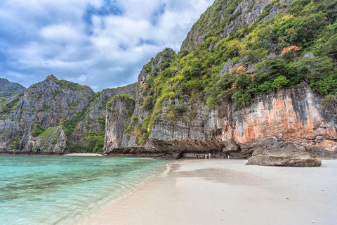 Desde Phuket: Phi Phi, Bahía Maya e Islas Khai Viaje Premium