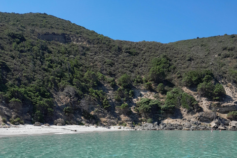 Agriate Marine Park and its beaches: tour with Captain François