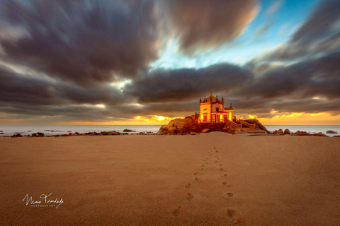 From Lisbon: Pena Palace, Regaleira, Sintra &amp; Cascais TourLisbon Meeting Point