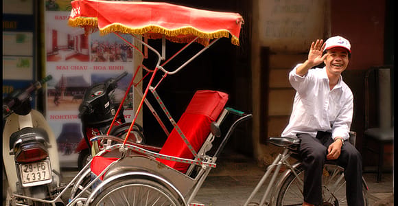 Hanoi Walking Street Food Tour & Cyclo Ride
