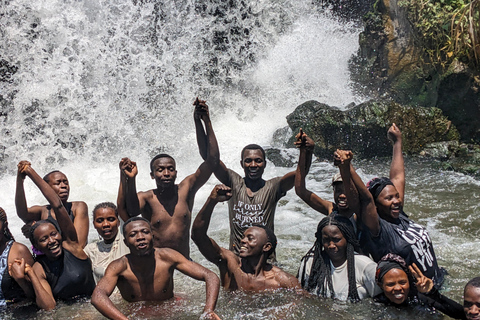 Musanze: Village Walk, Market & Mpenge Trail with Waterfall