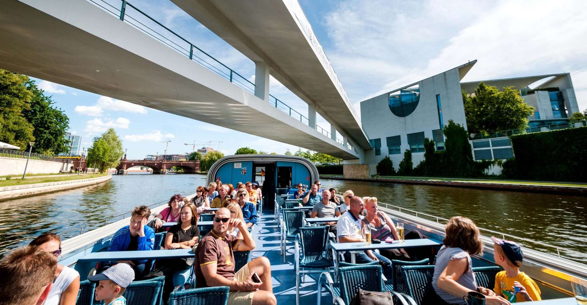 Berlin: 3.25-Hour Spree & Landwehrkanal Boat Tour