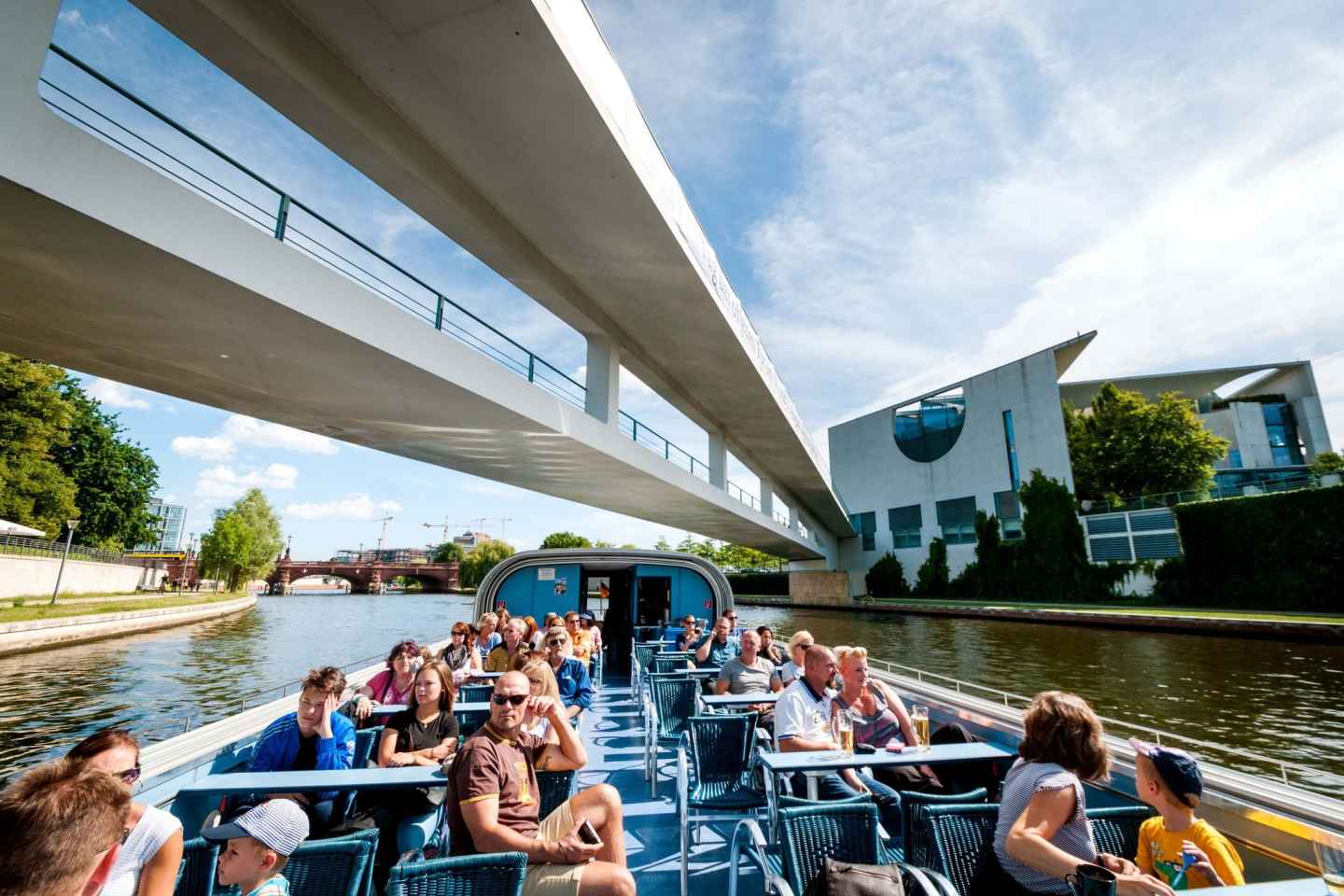 Berlin: Halbtägige Bootstour auf Spree und Landwehrkanal
