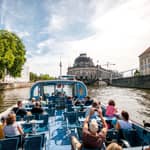 Tour in barca sullo Sprea e sul Landwehrkanal con guida dal vivo