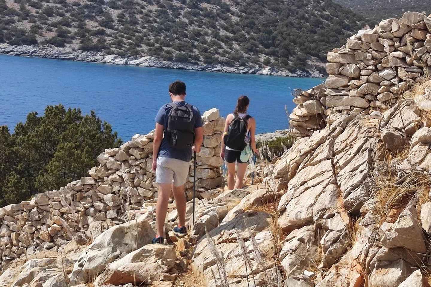 Naxos: Explore the cave of the unspoiled south-east coast!