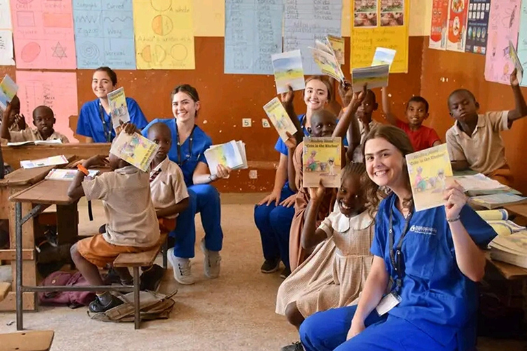 Ville de Mombasa : Visite de maisons d'enfants et collecte de dons.