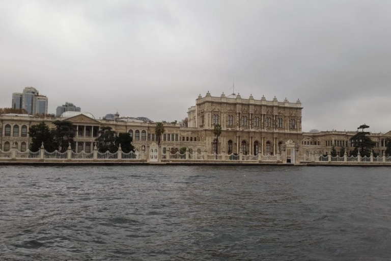 Pałac Topkapi i prywatna 6-godzinna wycieczka po pałacu DolmabahcePrywatna wycieczka piesza z przewodnikiem