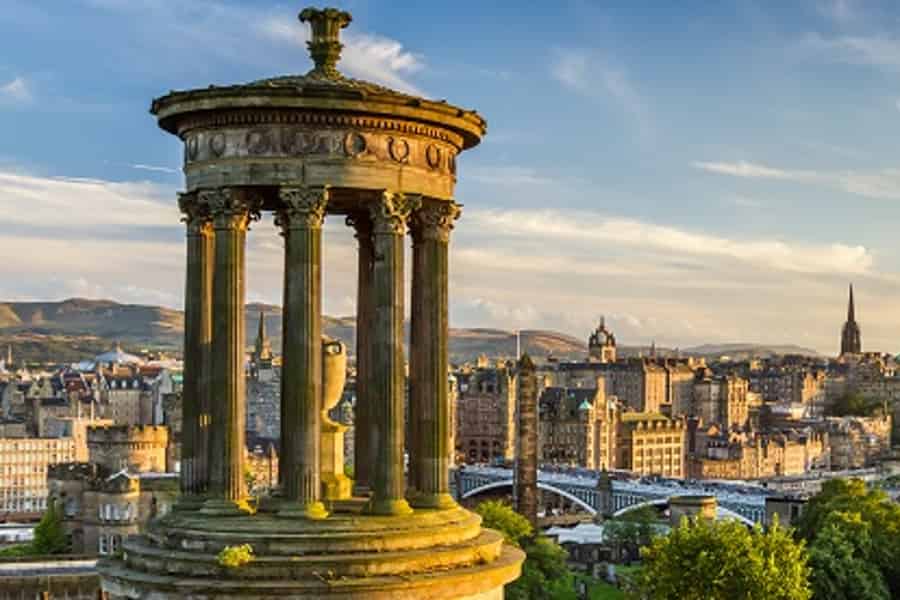 Edinburgh Landausflug: Stadtführung & Royal Yacht Britannia. Foto: GetYourGuide
