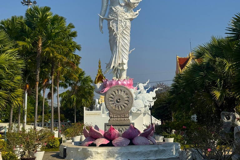 Pattaya: Pattaya Temples, Long Neck Tribe, and Lunch Tour