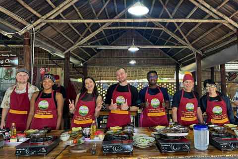 Hoi An: Local Market, Basket Boat Ride & Cooking Class Tour Market Tour, Basket Boat Ride, & Cooking Class (No Pickup)