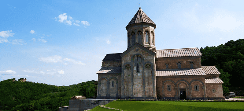 Tbilisi Kakheti Sighnaghi Bodbe Tour With Wine Tasting Getyourguide