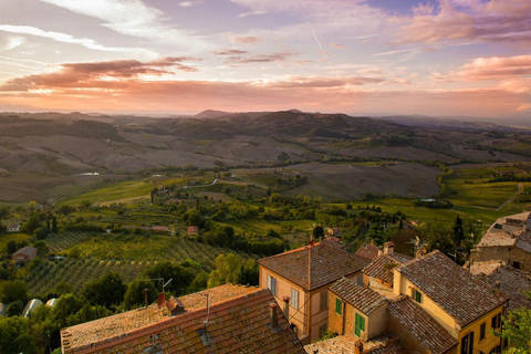Rome: Tuscany Day Trip with Vineyard Lunch and Wine Tasting Rome: Pienza & Civita di Bagnoregio with Lunch & Wine