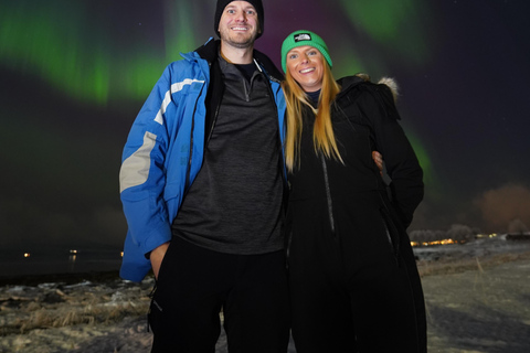 Tromsø: Northern Lights Tour – Unlimited Chase & Free Photos 6-8 Hours, Aurora chase, Comfortable bus, Photos included