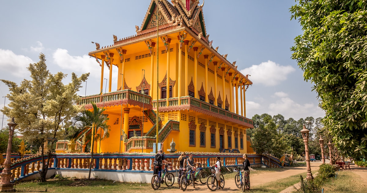 Best Family & Friend Day Trips and Activities in Vietnam 103 Phnom Penh: Mekong Islands & Silk Islands Guided Bike Tour