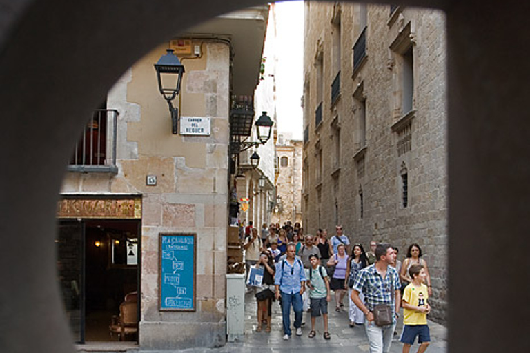 Tour a piedi gratuito del Quartiere Gotico in ingleseTour a piedi gratuito del Quartiere Gotico