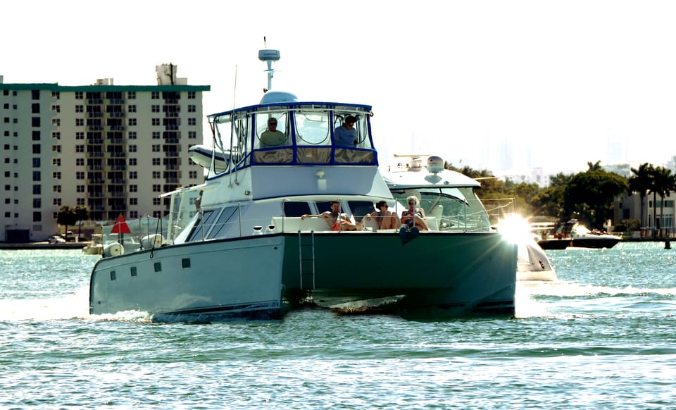 Miami: Private Catamaran Charter Sandbar Sun and Swim