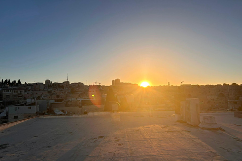 Jerusalem After Dark: Old City Sunset Walking Tour & Wine