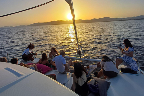 Palma: 2-Hour Sunset Catamaran Cruise with Drinks