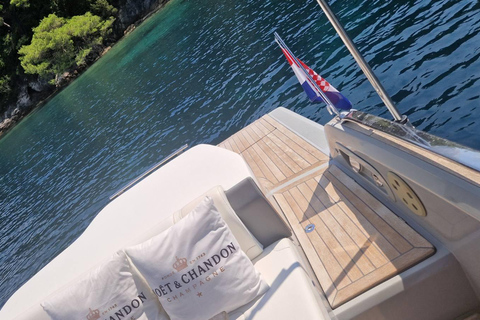 Luxury Private Sunset Cruise with Champagne & Canapés