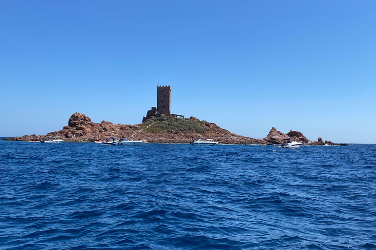 Yacht Me Up Cruzeiro Privado com Tudo Incluído Cannes Lérins SailUm dia na baía de Cannes com tudo incluído