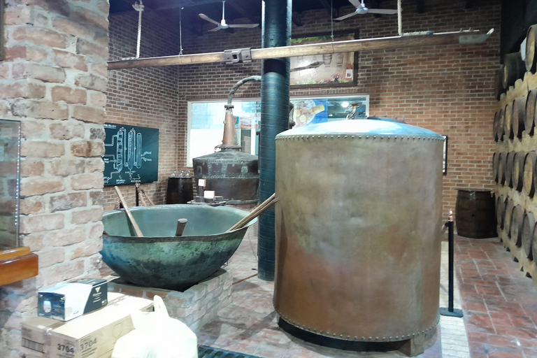 Belize: City Highlights Tour with Rum Distillery Visit