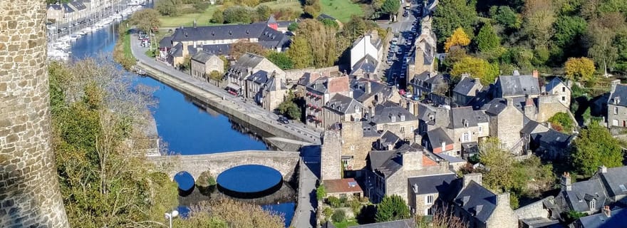Dinan : Visite guidée privée à pied