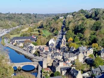 Dinan: Tour a pie guiado privado