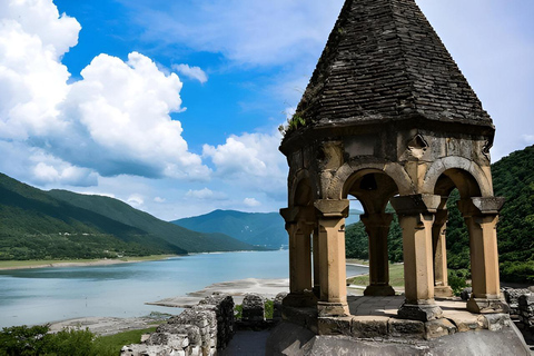 Tbilisi: Kazbegi Ananuri Zhinvali Gudauri Guided Day Trip