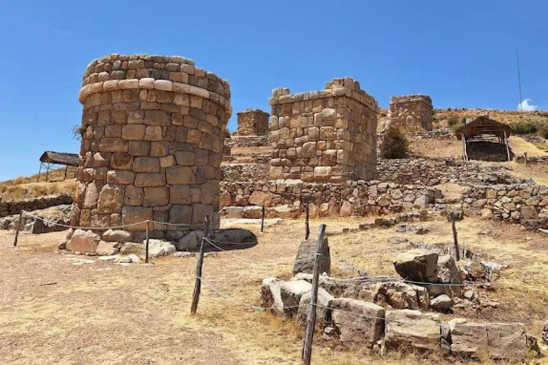 Puno: Lake Titicaca, Uros, & Sillustani Tour with Lunch