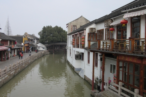 Visite d'une journée de la ville d'eau de Zhujiajiao au départ de l'hôtel de Shanghai