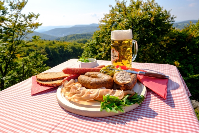 Visita a la ciudad de Núremberg con cena tradicional y cerveza