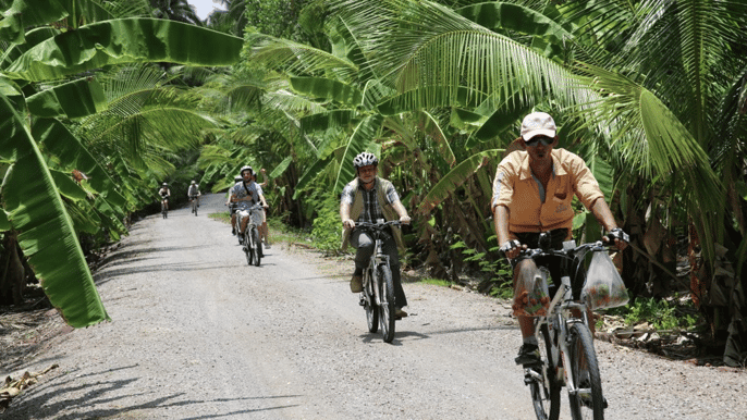 excursión en bicicleta de día completo a damnoen saduak desde bangkok