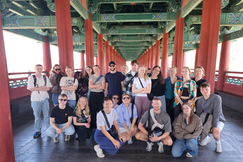 Gyeongju: UNESCO Sites Storytelling Tour (Small Group) Small Group Tour (Max 6 Pax)