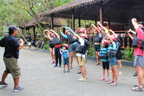 Rafting em águas brancas em Yogyakarta e passeio de jipe pelo vulcão Merapi