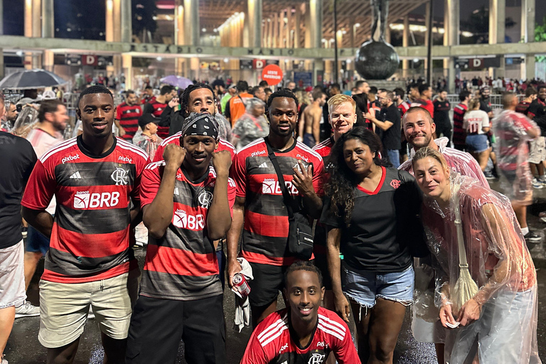 Stadio Maracanã: Biglietto per la partita con guida locale e bevanda