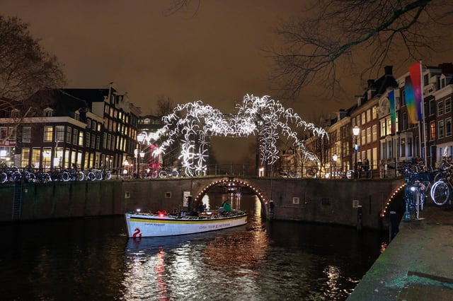 Amsterdam : Festival des lumières sur un bateau à ciel ouvert