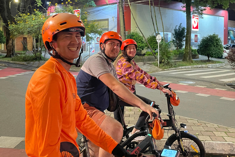 Medellín: E-Bike Christmas Lights Tour with Snack & Donation