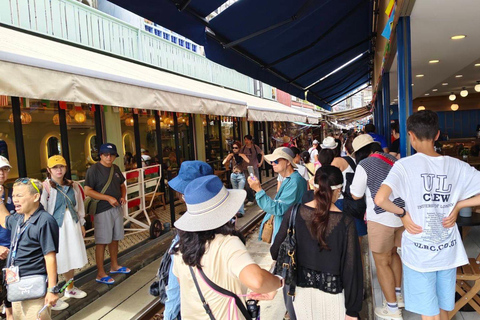 Floating Market on Paddle Boat & Dragon Temple Private Tour Private transport, Paddle Boat Ride + Live Tour Guide