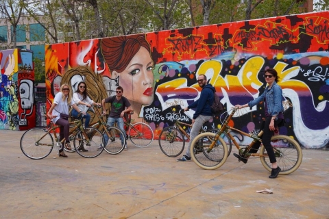 Barcelona: 3,5-stündige Street Art-Tour mit Bambus-Rad