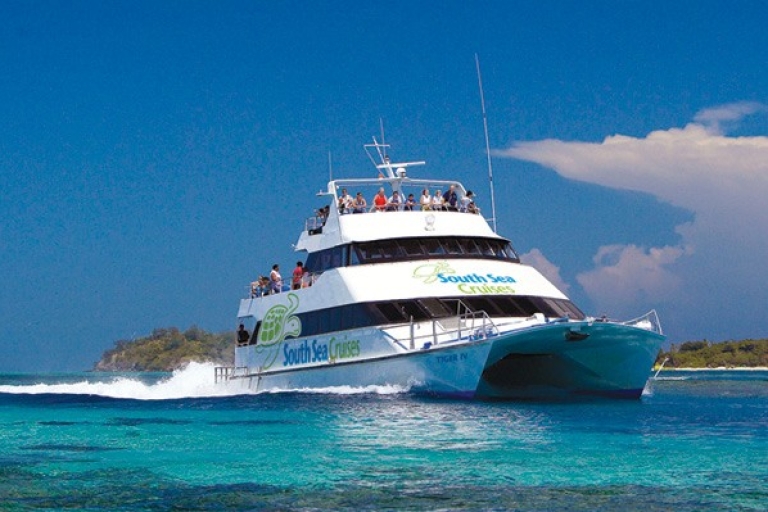 Fiyi: Excursión a las Islas del Mar del Sur con Crucero, Snorkel y Almuerzo con BarbacoaTraslados desde Costa de Coral/Sonaisali/Natadola/Bahía de Momi