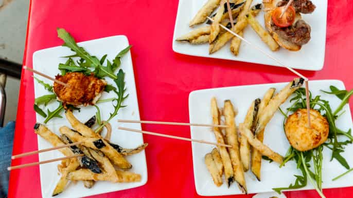barcelona 3.5hour evening tapas tour with a local guide
