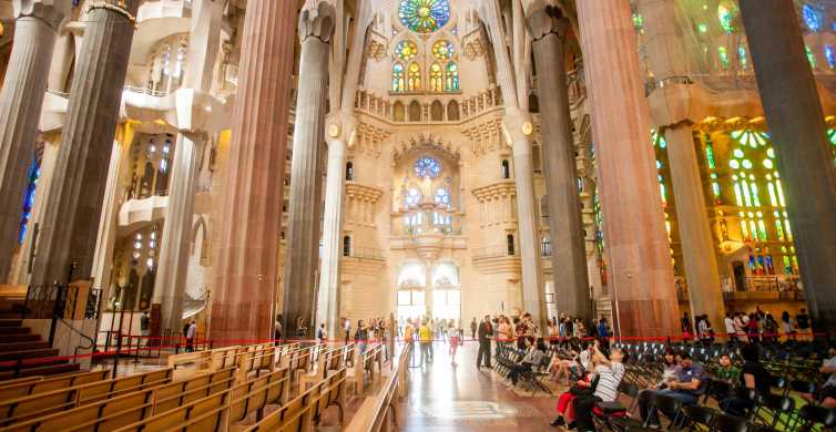 Barcelona: Fast-track-entrébillet til Sagrada Familia