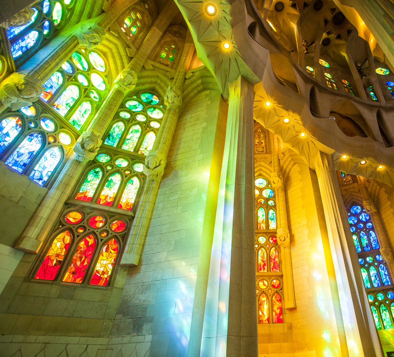Barcelona: Sagrada Familia Entry Ticket with Audio Guide